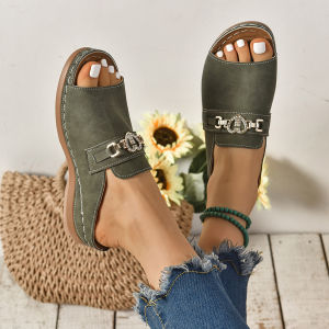 [Free Shipping] Plus-Size Metal Heart-Shaped Decorative Wedge-Heeled Platform Sandals WomenS Open-Toe Beach Flip-Flops