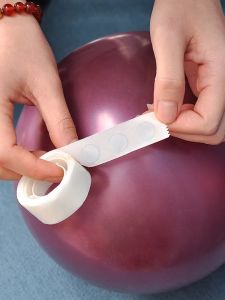 j shop2you–100pcs/Roll Balloons Transparent Round Double-Sided Adhesive Tape Point Party Birthday Decoration Sticker