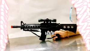 ปืนของเล่น มีเสียง มีไฟ [ราคาพิเศษ แถมถ่าน!] มีเลเซอร์ ของเล่น ปืนไฟเออร์ Gun