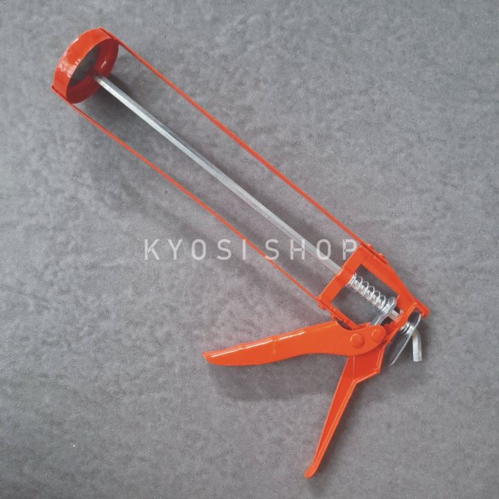 Lem%20Kaca%20Lem%20Silicone%20Silikon%20Sealant%20Aquarium%20SOLIGEN%20Warna%20Putih%20Hitam%20Clear%20Bening%20Paket%20Gun%20Tembakan%20Lem%20Sealant%20-%20Image%208