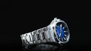 Aili Feida Quartz Watch for Men with Hollow Back Cover Visible Nautilus Luminous Wristwatch 30M Waterproof