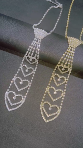 เนคไทวิบวับเนคไทพลอยเทียมสดใสเนคไทผูกคอสไตล์ไม่ซ้ำใครสำหรับชุดปาร์ตี้