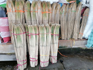 Combo 80 Cây  60 Cây  cần câu cắm cá ( Trọn bộ Dây và Lưỡi - Cần Tre - 110cm )