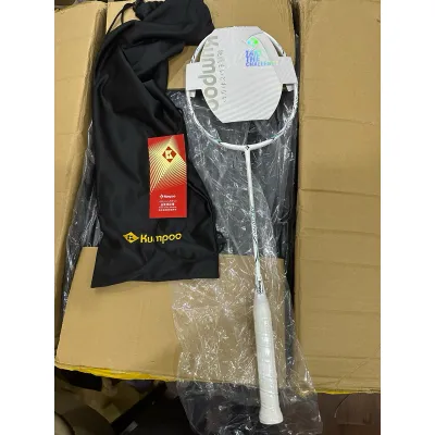 Vợt kumpoo k520 pro chính hãngtặng kèm túi nhung và quấn cán