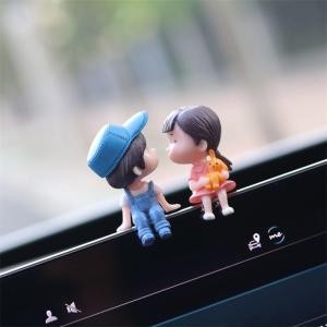 Hiasan Pasangan Kereta Anak Patung Konsol Tengah Comel dan Popular di Internet Bekalan Hiasan Kereta Sesuai untuk Wanita Mainan Comel Hari Jadi