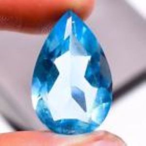 Natural Aquamarine 14.0 Carat IF : 23X15X9