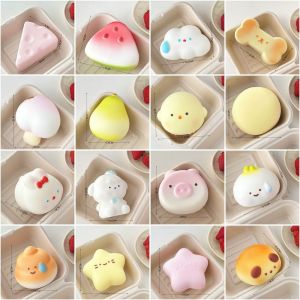 SHEBE ผลไม้จำลอง ของเล่นบีบผลไม้ ชีสส์ อาหารที่ดี ของเล่นสปินเนอร์การ์ตูน ความแปลกใหม่ แตงโมแตงโมแตงโม ของเล่นหนีบผลไม้ ตลกๆ