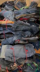 โล๊ะสต๊อก ยีนส์ขายาวเกรดA