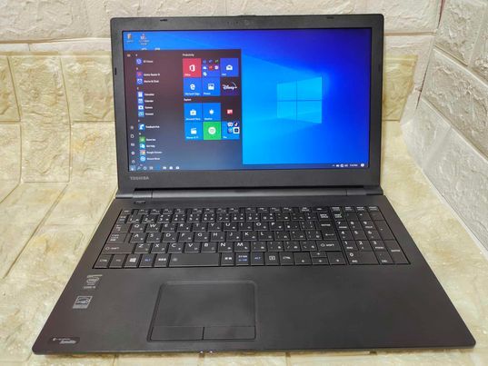 Toshiba R35/M 8GB 新品SSD256GB Original Laptop Japan Toshiba