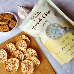 Truly Gourmet Natural Tempeh Chips - Garlic Flavour 80g