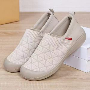 Free Shipping 2511-7 New WomenS Single Shoes Spring And Autumn Non-Slip Soft-Soled Slip-On Casual Lightweight Breathable WomenS Shoes