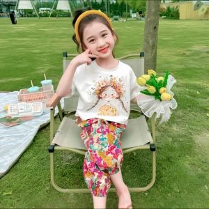ชุดเดรสสาว ใหม่ การ์ตูน แขนสั้นดอกไม้ชุดกางเกง เด็กแฟชั่นเจ้าหญิงฤดูร้อนบางสองชิ้น