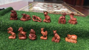 Tượng phong Thuỷ 12 con giáp gỗ hương đá kt 12/7/8