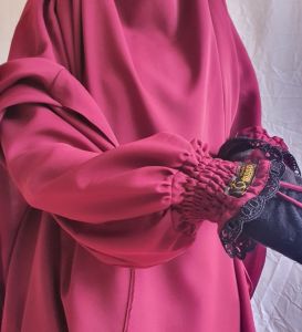 Tunik Syari Full Set & Khimar French: Pilihan Baju Lebaran