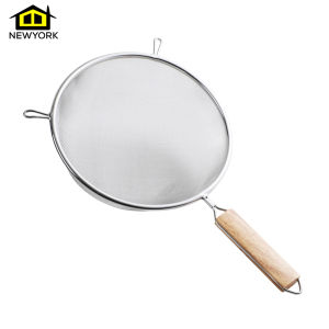 Newyorkbigsale กระชอนตักอาหาร กระชอนกรองเศษอาหาร ตะแกรงตักของทอด ด้ามไม้ No.Y1932