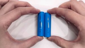 Cost-Efficient AA Equivalent 14500 3.7V 1300mAh Rechargeable Battery Daily Use for Small Home Appliance Controllers