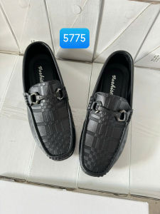 [CÓ HỘP] Mã 5775 Giày mọi giày lười giày công sở Nam mũi tròn da mềm kẻ ô kiểu khóa ngang sang trọng hàng QC size 39-44❣️