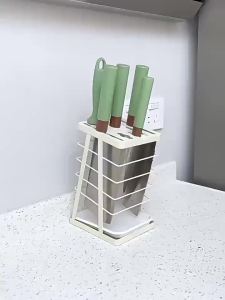SXH Integrated kitchen storage rack for storing kitchen scissors fruit and other utensils with a drainage feature for home use FF