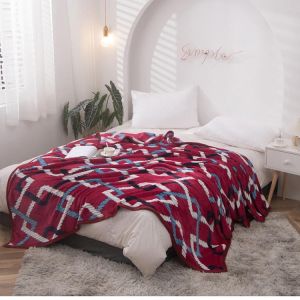 Flannel Blanket Quilt/Autumn Winter Thickening Blanket/Aldult Baby Air Conditioning Quilt Coral Flannel Cover Soft 毛毯/空调被