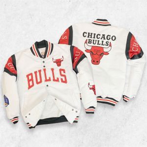 Varsity Bomber Jacket Chicago Bulls Pria Wanita Full Bordir Premium Distro - Akar Official Shop