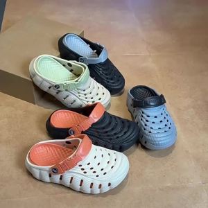 [Free Shipping] MenS Fashionable And Sporty Clogs 2026 New Style Thick-Soled Non-Slip Odor-Resistant Durable Breathable And Suitable For Outdoor Wear