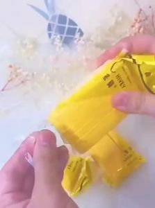 Bông Mút Bọt Biển Rửa Mặt Chivey Chính Hãng Bông Nở Rửa Mặt Dai Mềm Mịn Gói 12 Miếng