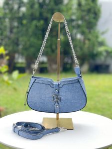 กระเป๋าแฟชั่นทรงพอช LYN New Collection 2025 winter Size9" สินค้ามาใหม่ชนช็อปSALE 60-70%OFF แท้outlet💯