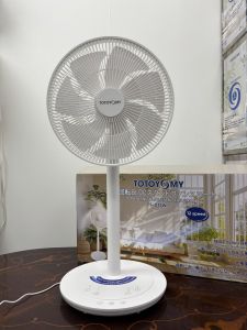 Quạt Nhật DC xoay 360° TOTOYOMY FS-D35W 12 tốc độ gió inverter tiết kiệm điện (Mới 100% - năm 2025)