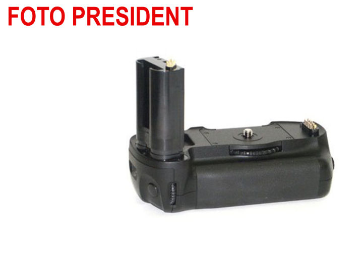 Nikon D100 MB-D100付 ニコン D100 + バッテリーグリップMB-D100付