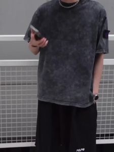 เกาะหินบาติกล้างเก่าแขนสั้น High Street R หลวม T เสื้อยืดผู้ชายและผู้หญิงแฟชั่นเดียวกัน