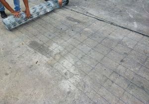 ส่งฟรี! รั้วลวดตาข่าย ถักปม 20cm 4x8" ( ยาว30-50เมตร สูง0.9m-1.8m) รั้วตาข่ายแรงดึง รั้วเกษตร ตาข่าย ล้อมไร่ ล้อมไก่ ตาข่ายล้อมแพะ แกะ วัว ม้า ตาข่ายเหล็ก