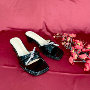 Brevinni Lian Slip On Block Heels Sandal || Sepatu Tapak Tahu || Sandal Slip On Tapak Tahu Wanita || Sepatu Block Heels Wanita Slip On Tapak Empuk Anti Slip || Sepatu Heels Slip On Glossy