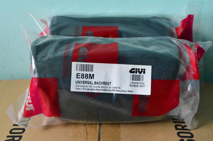 T%E1%BB%B1a%20l%C6%B0ng%20givi%20E88M%20l%E1%BA%AFp%20tr%C3%AAn%20c%C3%A1c%20m%E1%BA%ABu%20th%C3%B9ng%20sau,%20gi%C3%BAp%20m%E1%BB%8Di%20ng%C6%B0%E1%BB%9Di%20tho%E1%BA%A3i%20m%C3%A1i%20khi%20di%20chuy%E1%BB%83n%20-%20Image%209