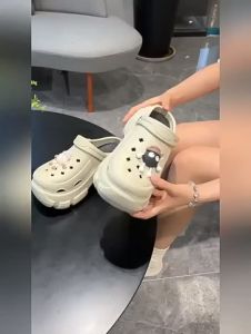 [Free Shipping] New Summer Styles Of WomenS Clogs Suitable For Indoor And Outdoor Use With Non-Slip And Odor-Resistant Features And Featuring A Thick EVA Sole And A Closed-Toe Design
