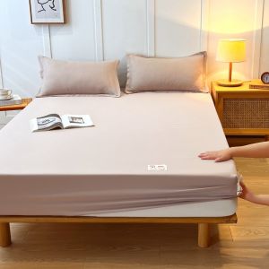 100% Cotton Mattress Cover Modern Washable Plain Bed Covers Breathable Quilted King Mattress Protector with Elastic Band 2024