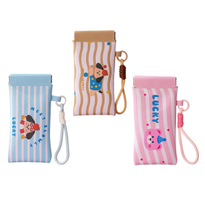 Outdoor Ready Sunglasses Carrying Bag Multifunctional Storage Pouch With Secure Clip Water Resistant Travel Essential