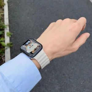 Dây Đeo silicon khóa nam châm hàng mới cho Apple Watch Series 11 10 9 8 7 SE3 49mm 42/46mm 44/45mm