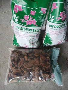 VỎ THÔNG TRỒNG LAN CAO CẤP CHO VƯỜN CÂY CẢNH - TÚI 900G
