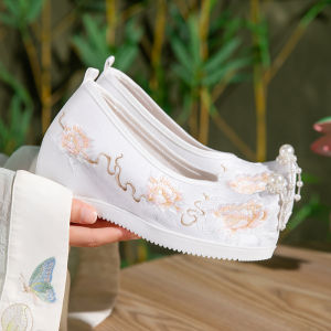 Floral Spring New Style Ancient Style Raised-Toe Shoes With Internal Height Increase And Pearl Embroidery Modified Hanfu Shoes For Women