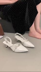 [Free Shipping] New pointed-toe kitten-heel closed-toe sandals for women high-heeled shoes with a buckle strap