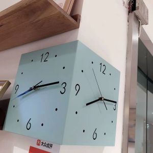 Ins Wind Corner Clock Double Sided Corne Wall Clock Double Sided Corner Wall Clock Sensor Luminous Wall with Numeral Scale Battery Operated Silent for BedroomFast shipping