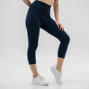 miniletics Solid Legging Capri 3/4 19" Legging Olahraga Wanita