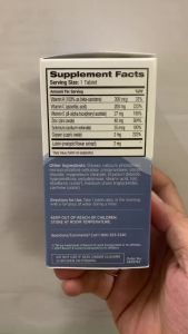 Viên Uống Bổ Mắt Ocuvite Lutein chai 120 viên của Mỹ - Cung cấp dưỡng chất nuôi dưỡng mắt đặc biệt là Lutein-một hoạt chất quan trọng của giác mạc giúp tăng cường chức năng của giác mạc duy trì đôi mắt sáng khỏe.