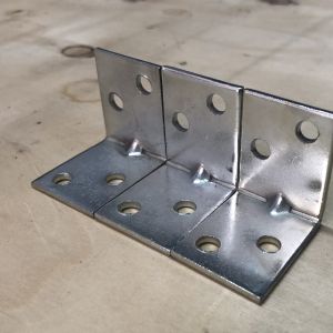 10 Ke góc vuông chữ L bản rộng 3cm ( 3.5x3.5x3 cm )