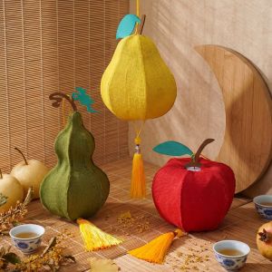 LIDIP Fabric Fruit Mid-Autumn Festival Lantern Handheld Pear Shape DIY Lantern Making Kit Antique DIY Material Bag Small Persimmon Lantern Festival Lamp