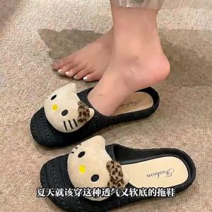 [Free Shipping] Cute Cat Soft Sole Sandals for Women Summer Breathable Slip-On Closed-Toe Slippers Lightweight Versatile Hollow Half-Covered Slippers