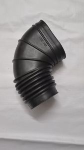 ขายร้อน อะไหล่รถยนต์ สายยางอากาศเข้า 13711707767 สำหรับ BMW E34 E32