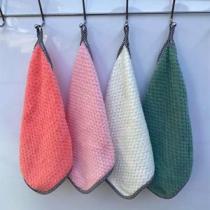 [HCM] Khăn lau đa năng nhà bếp siêu thấm nước khăn lau tay mềm mại siêu thấm nước chất vải dày không ra lông chất liệu an toàn cho da có móc treo tiện lợi size 20cmX20cm