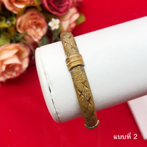 กำไลคลิปล็อคงานดิบทองเหลืองตัดลาย เส้นผ่านศูนย์กลาง 5.3 ซม. งานดิบไม่ได้ชุบ ทองเหลืองโบราณ ดีไซส์เก๋ พร้อมส่ง #ทองเหลือง #วินเทจ