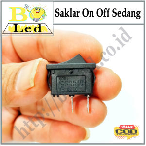 Saklar on off sedang 2pin Hitam / Saklar 2kaki On Off Dispenser / Tombol On off sedang 2pin 6A Hitam